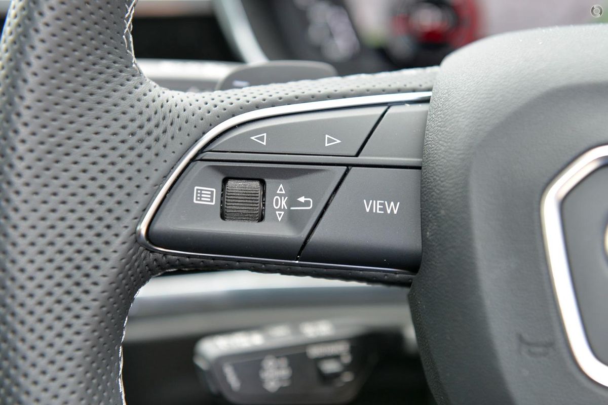 2024 Audi Q3 40 TFSI S Line F3