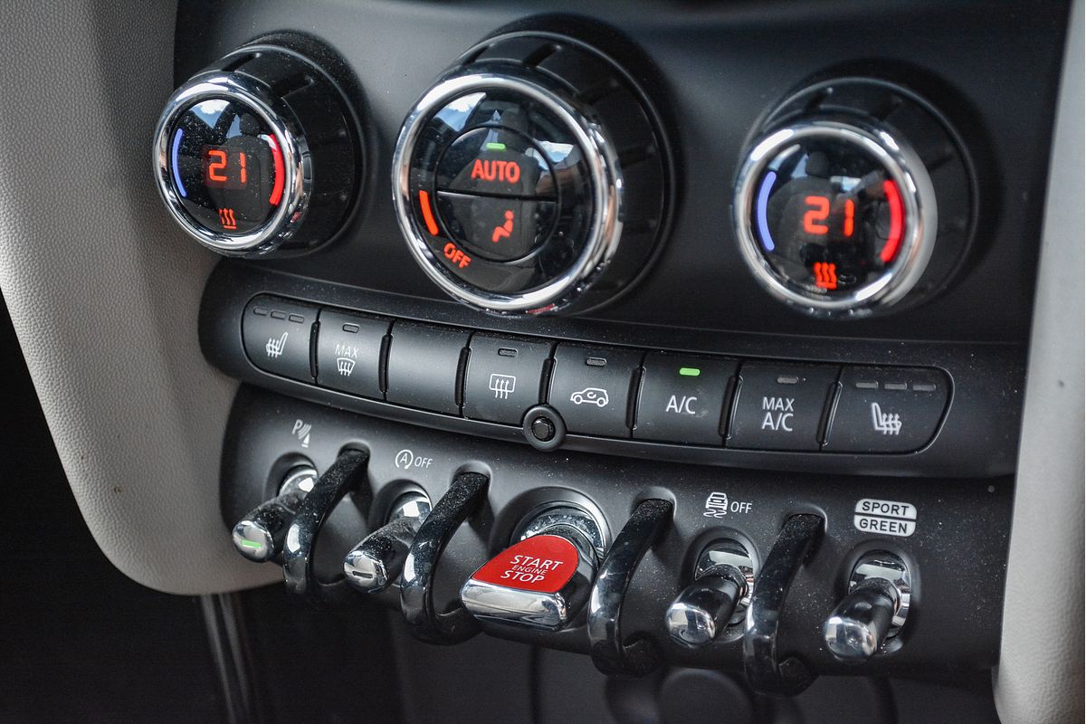 2022 MINI Hatch Cooper S JCW Sport F56 LCI-2