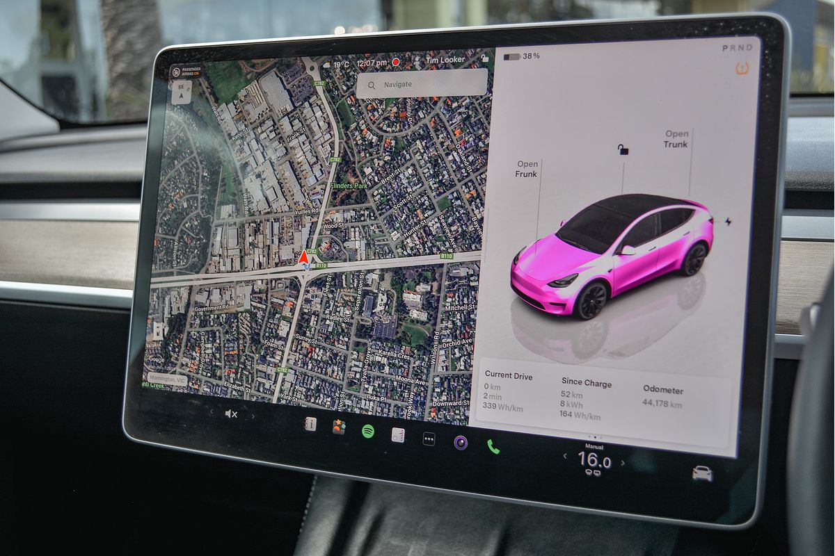 2022 Tesla Model Y Rear-Wheel Drive