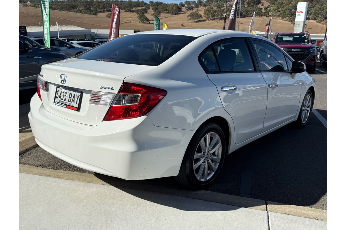 2013 Honda Civic VTi-L 9th Gen Ser II