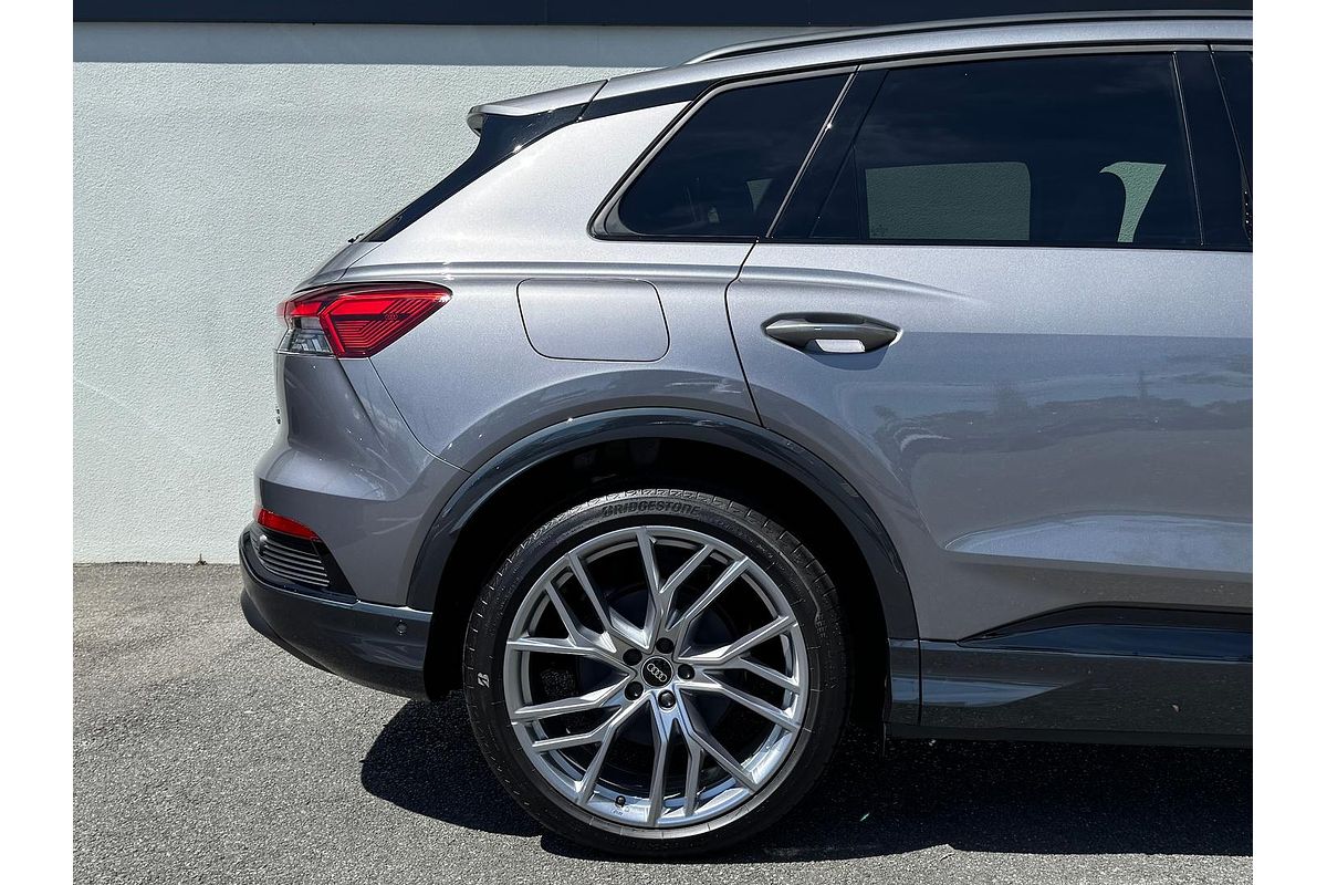 2024 Audi Q4 e-tron 55 F4