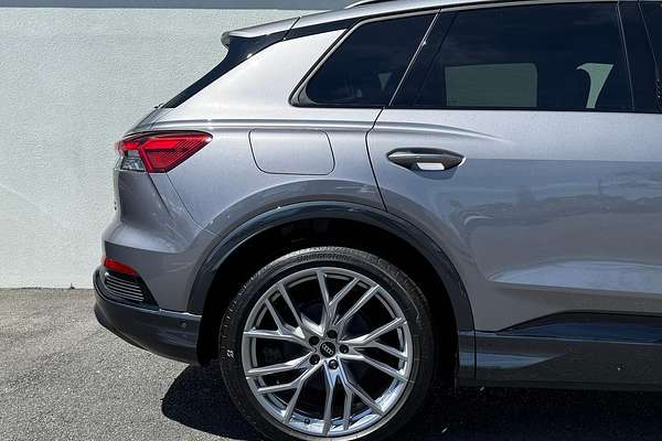 2024 Audi Q4 e-tron 55 F4