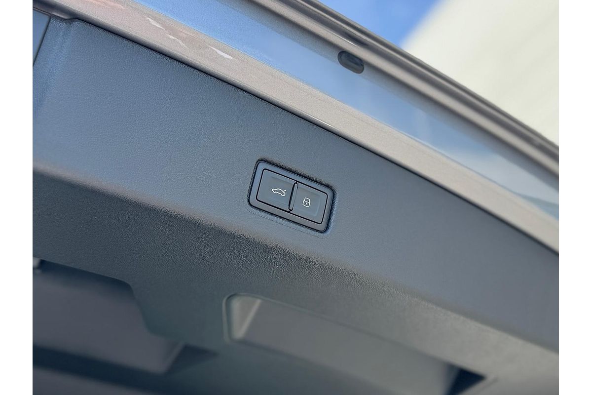 2024 Audi Q4 e-tron 55 F4