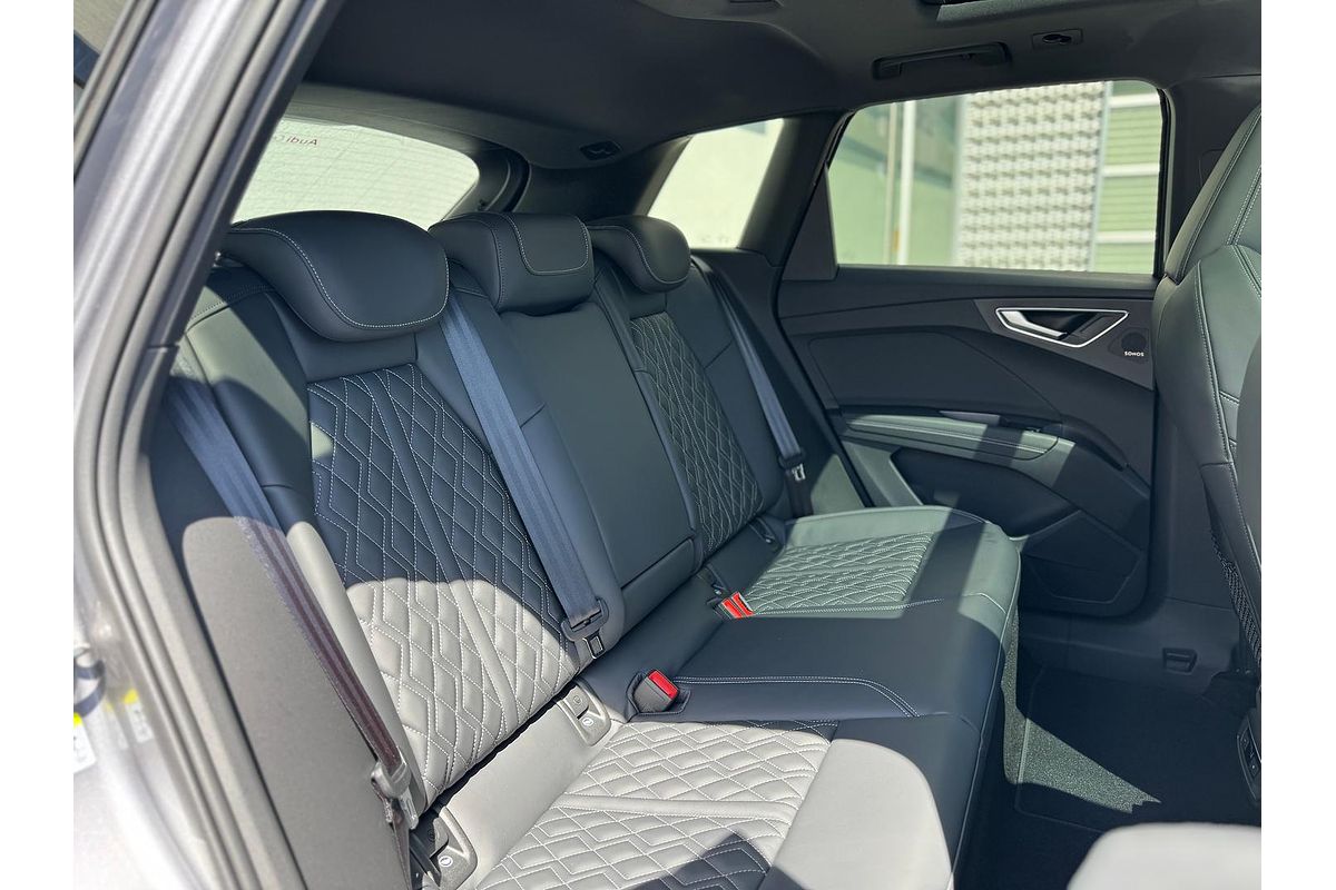 2024 Audi Q4 e-tron 55 F4