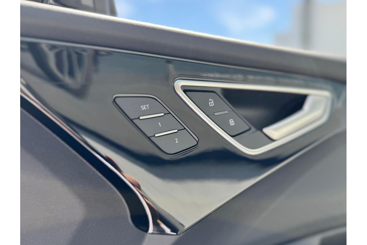 2024 Audi Q4 e-tron 55 F4