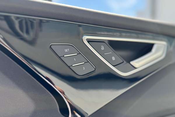 2024 Audi Q4 e-tron 55 F4