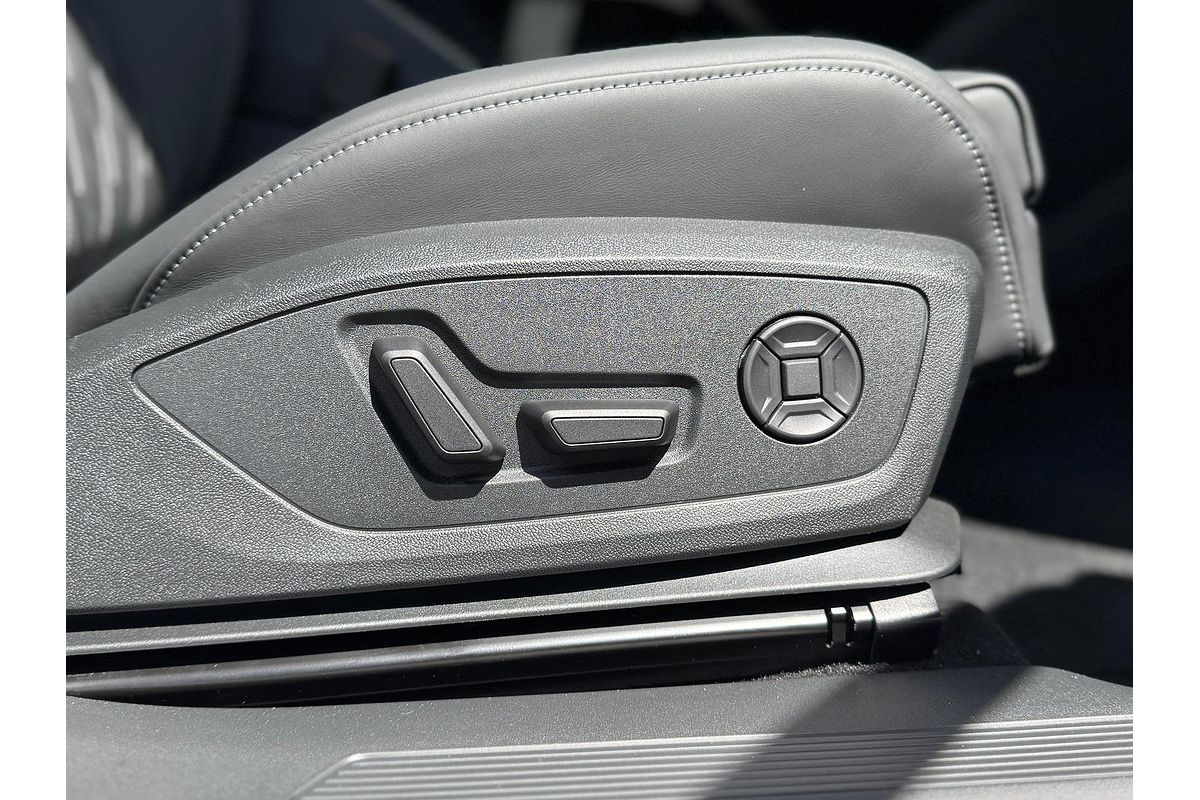 2024 Audi Q4 e-tron 55 F4