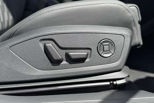 2024 Audi Q4 e-tron 55 F4