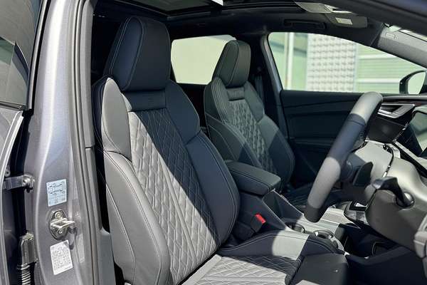 2024 Audi Q4 e-tron 55 F4