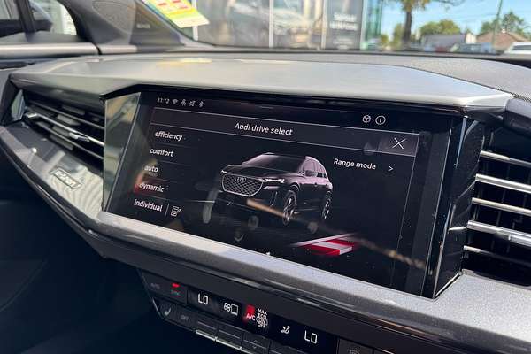 2024 Audi Q4 e-tron 55 F4
