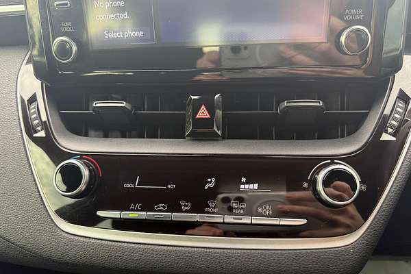 2018 Toyota Corolla Ascent Sport MZEA12R