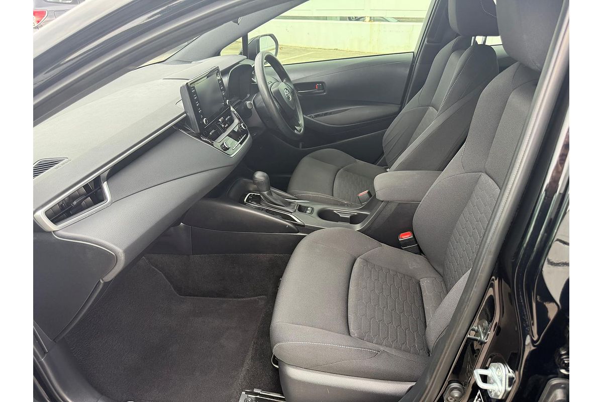 2018 Toyota Corolla Ascent Sport MZEA12R