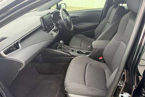 2018 Toyota Corolla Ascent Sport MZEA12R