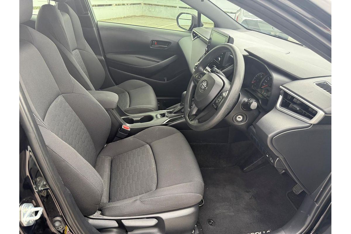 2018 Toyota Corolla Ascent Sport MZEA12R