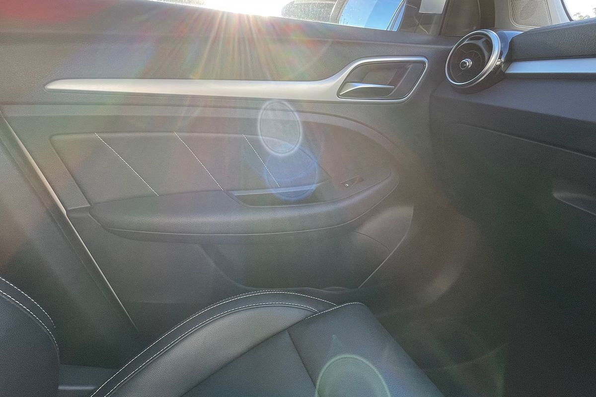 2022 MG ZS Excite AZS1