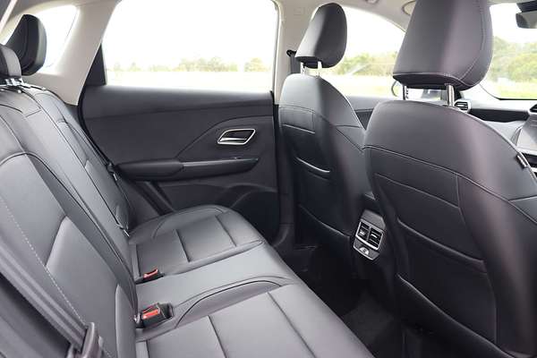 2025 MG ZS Essence ZS32