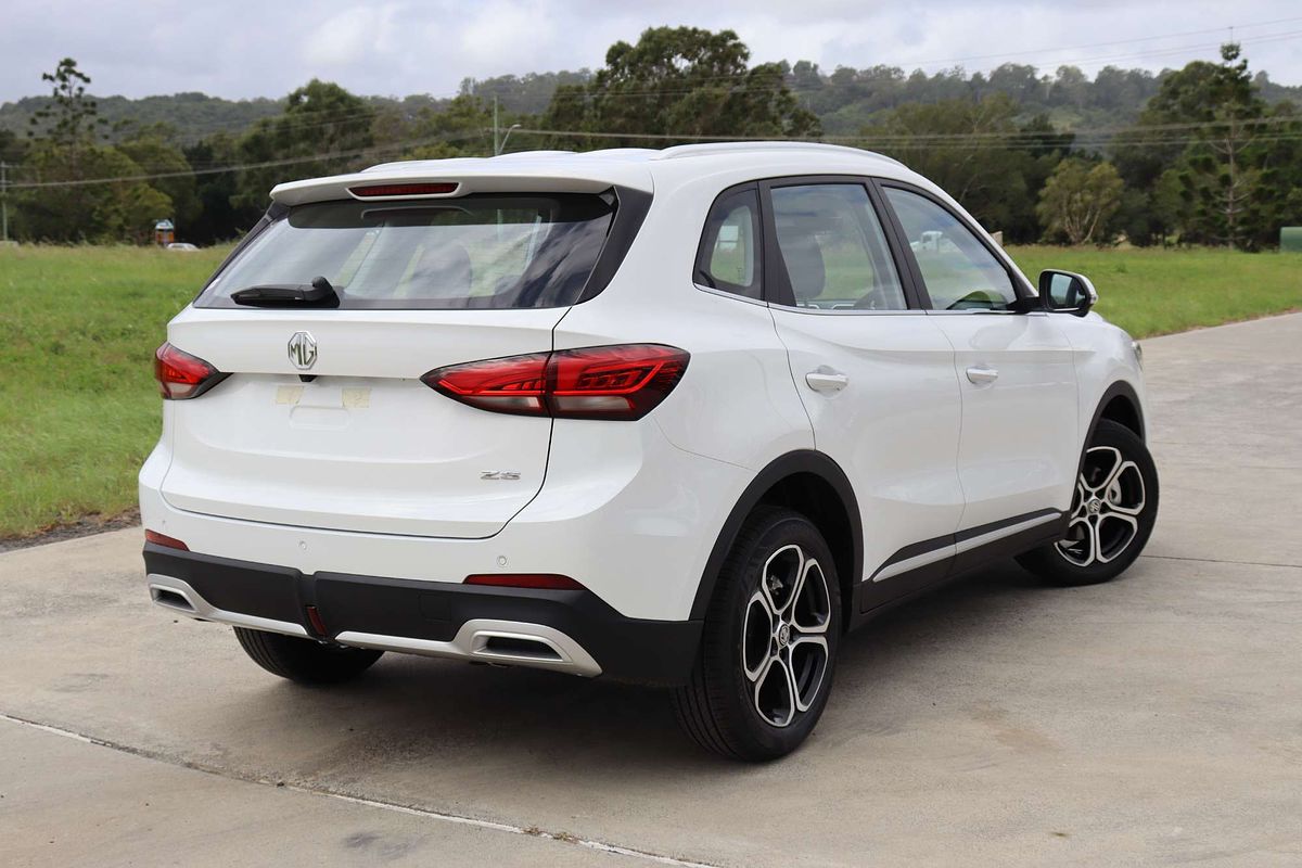 2025 MG ZS Essence ZS32