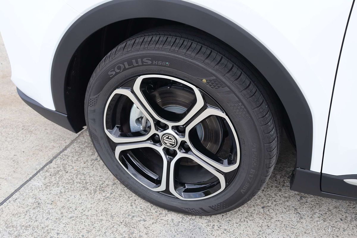 2025 MG ZS Essence ZS32