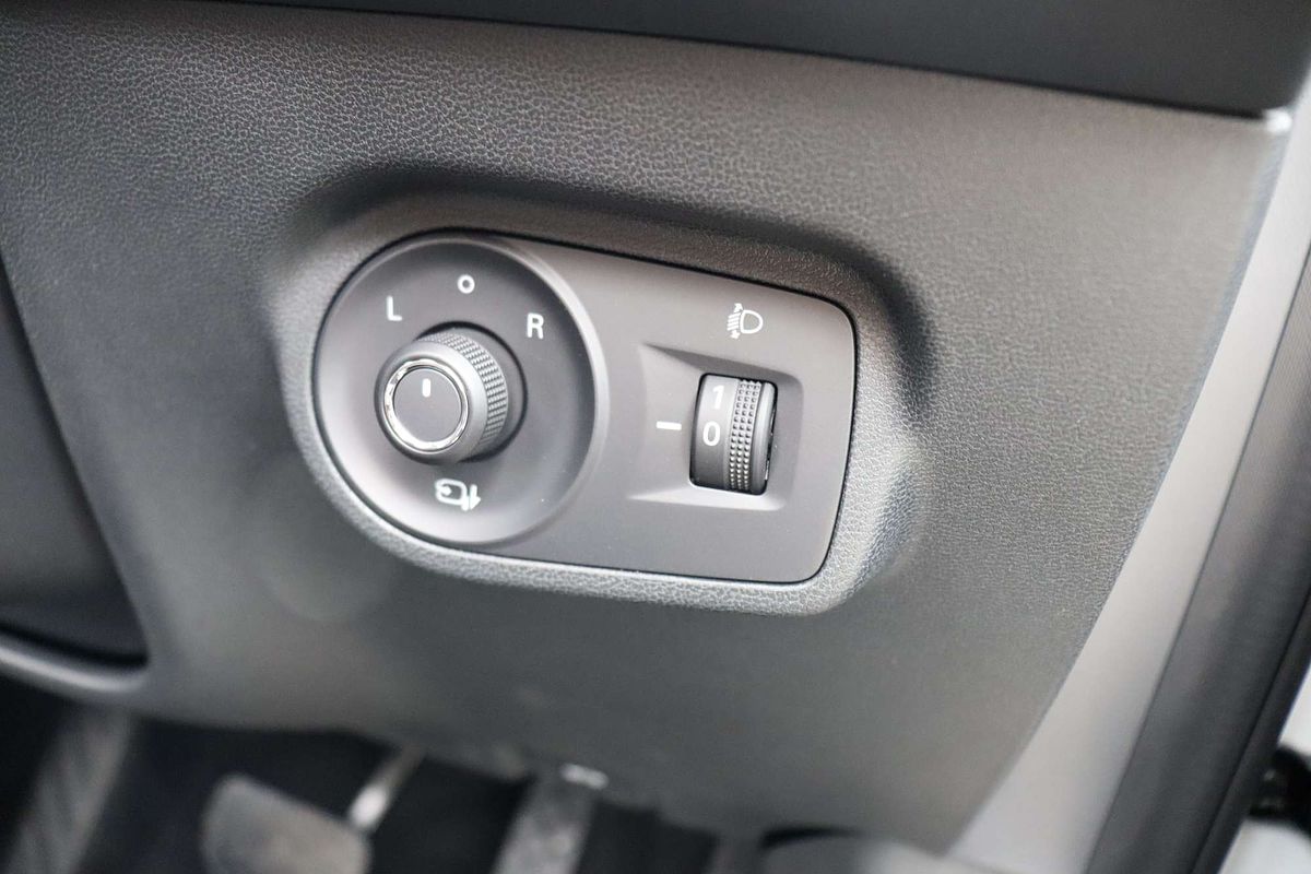 2025 MG ZS Essence ZS32
