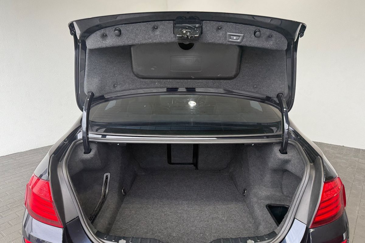 2016 BMW 5 Series 520d M Sport F10 LCI