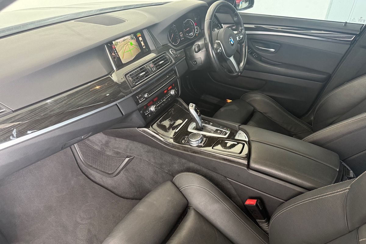 2016 BMW 5 Series 520d M Sport F10 LCI