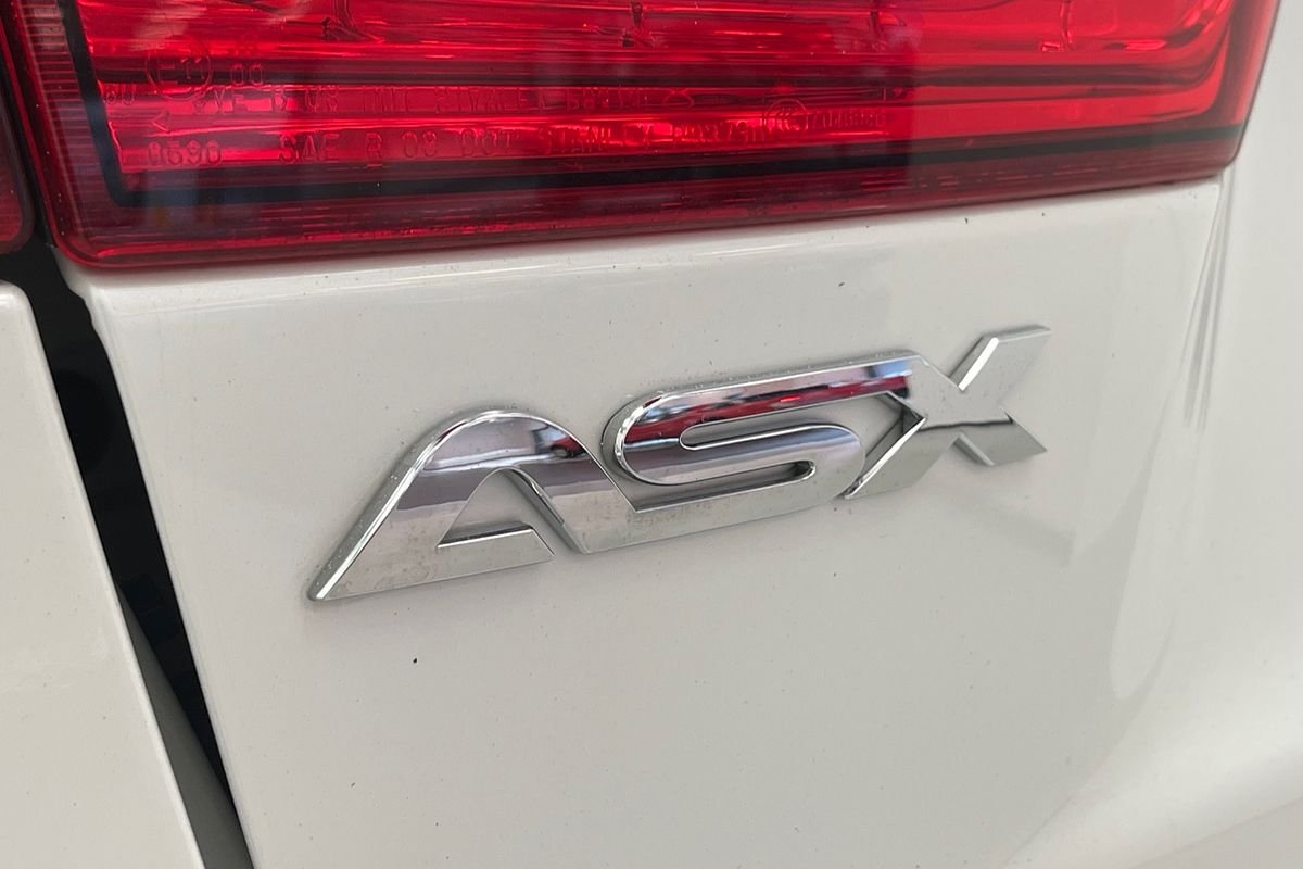 2018 Mitsubishi ASX ES ADAS XC