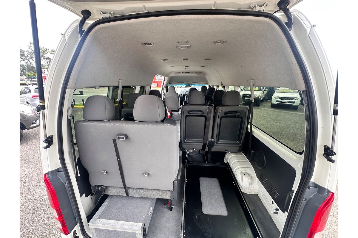 2015 Toyota Hiace Commuter KDH223R