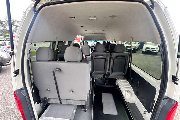 2015 Toyota Hiace Commuter KDH223R