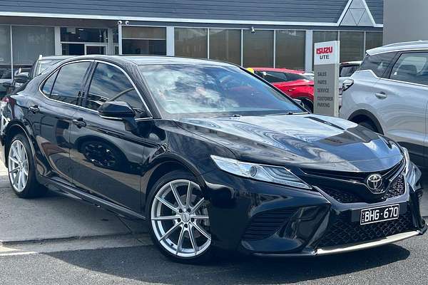 2020 Toyota Camry SX GSV70R
