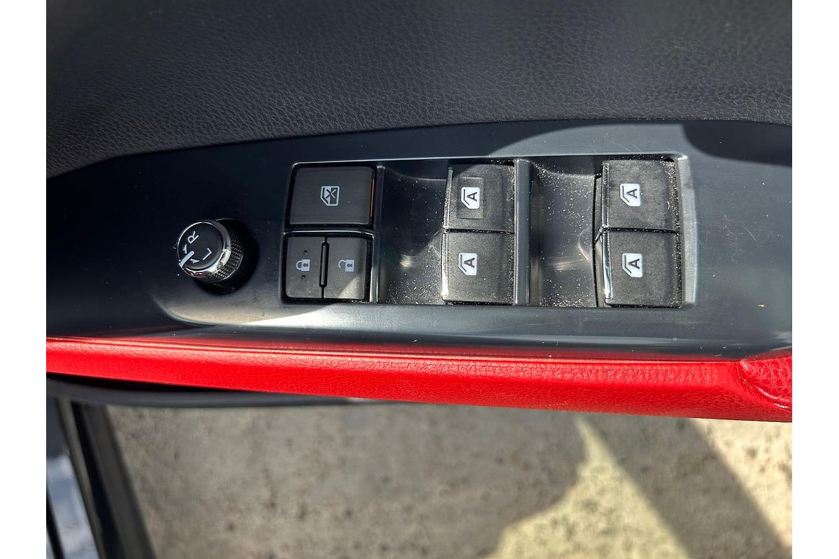 2020 Toyota Camry SX GSV70R