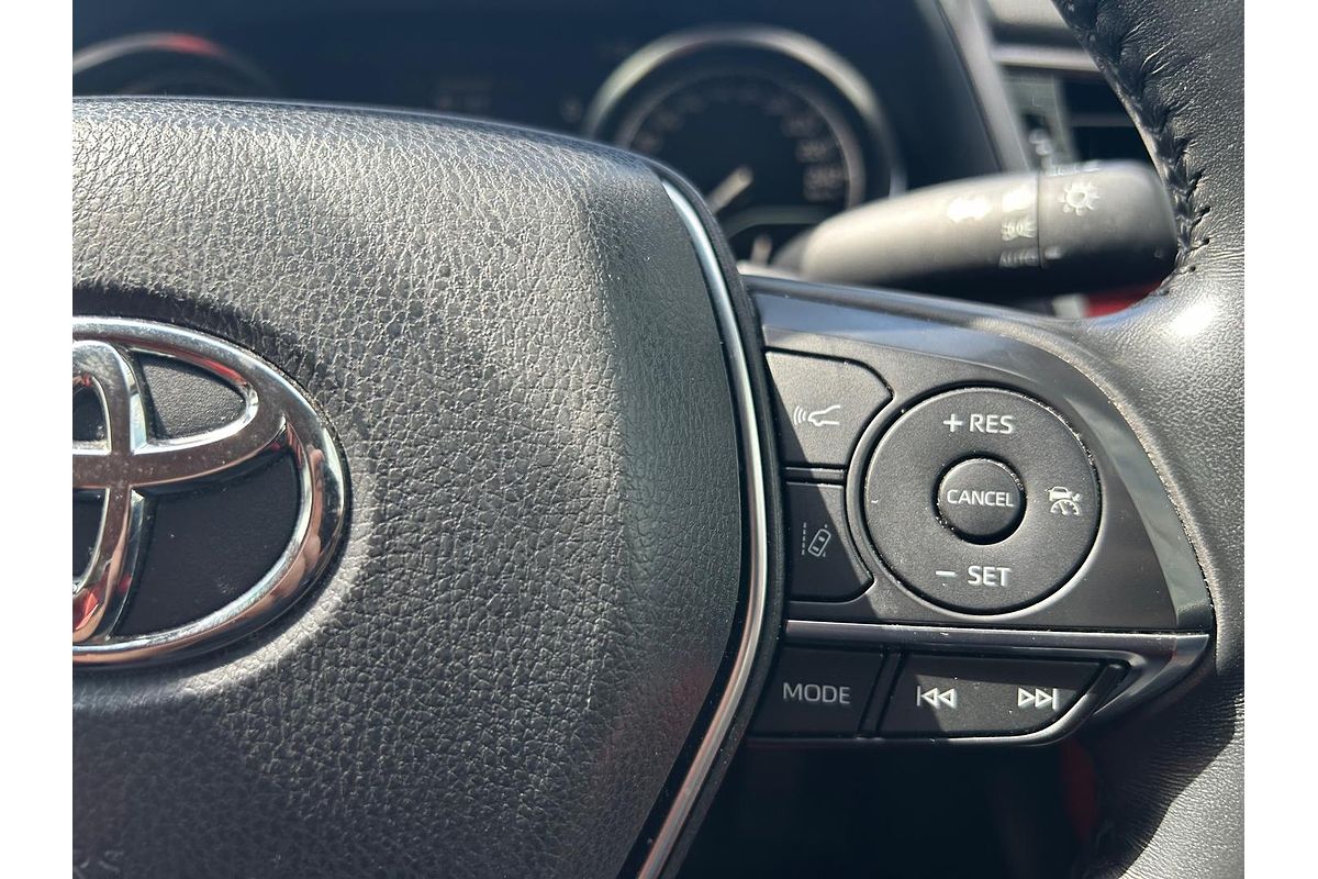 2020 Toyota Camry SX GSV70R