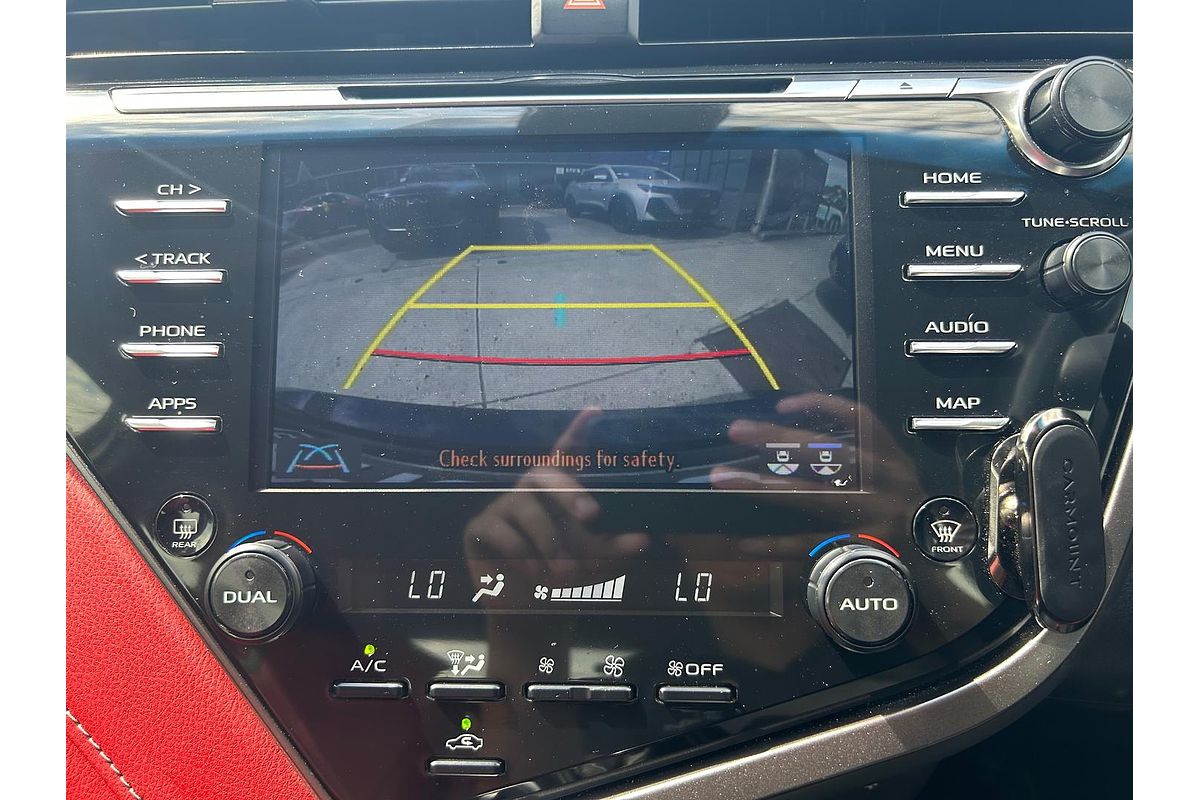 2020 Toyota Camry SX GSV70R