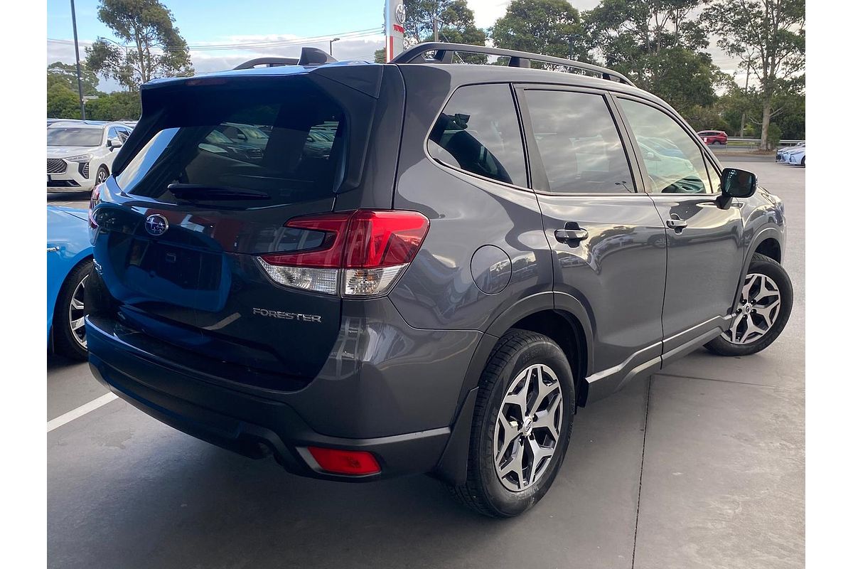 2023 Subaru Forester 2.5i S5