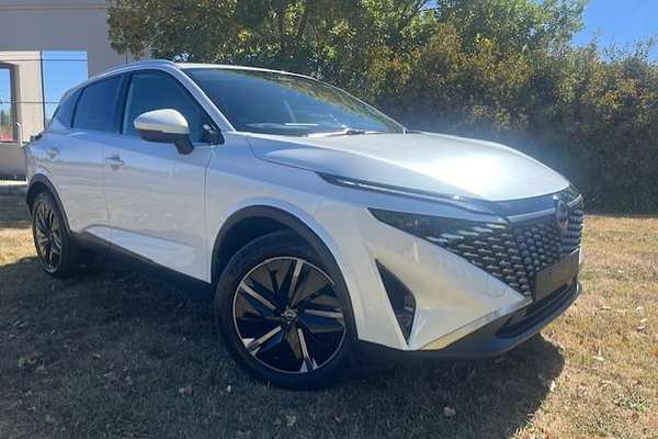 2025 Nissan QASHQAI Ti J12