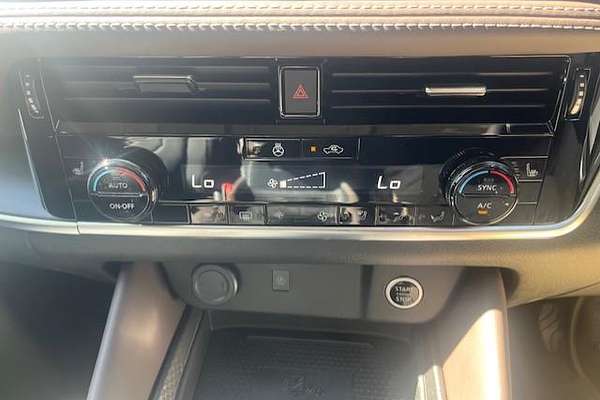 2025 Nissan QASHQAI Ti J12