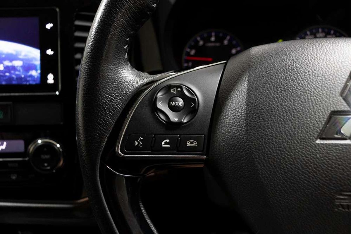 2018 Mitsubishi ZL Outlander ES 2.4L PET CVT 2WD 7S