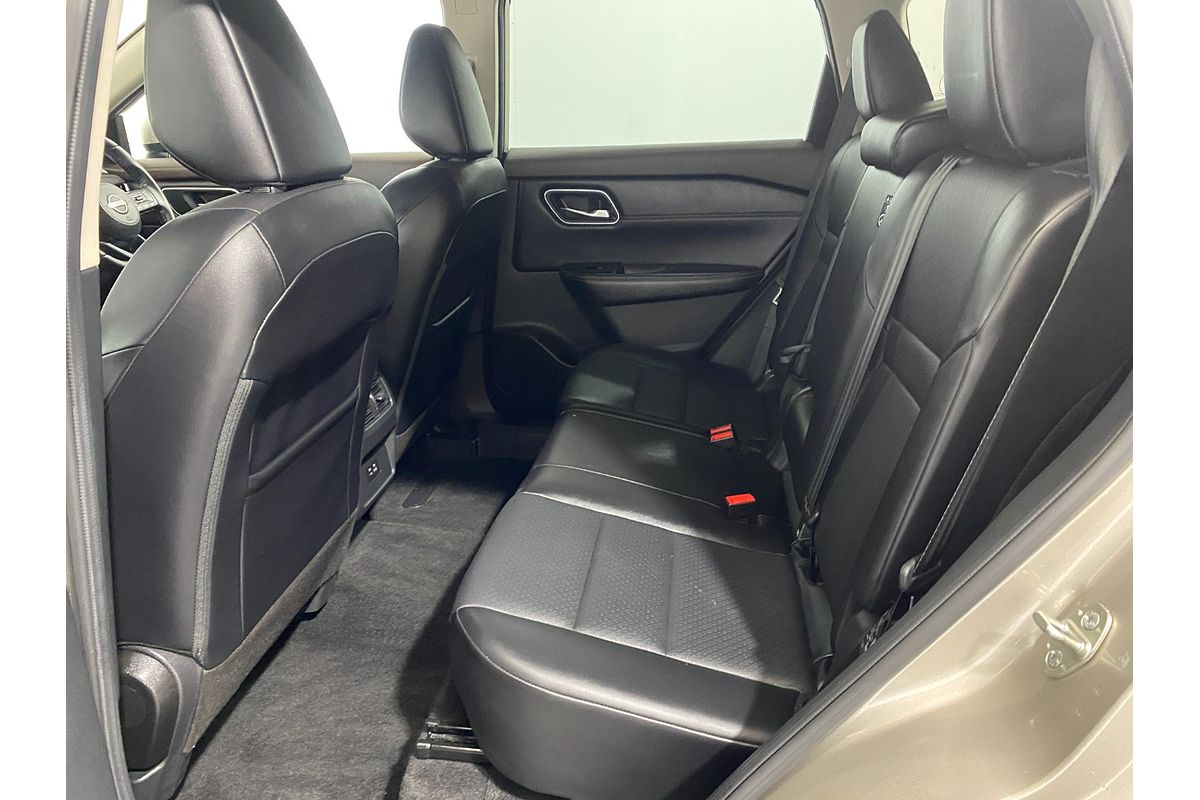 2023 Nissan X-TRAIL ST-L T33