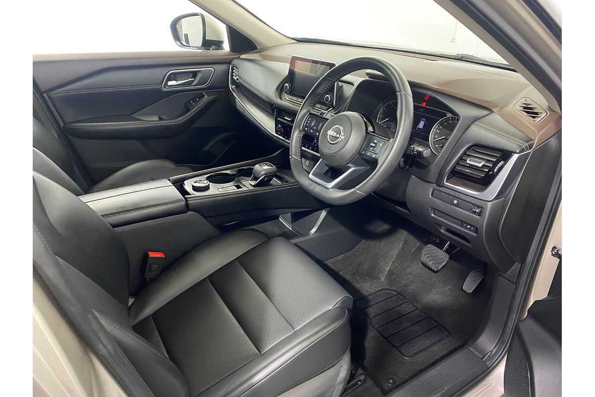 2023 Nissan X-TRAIL ST-L T33