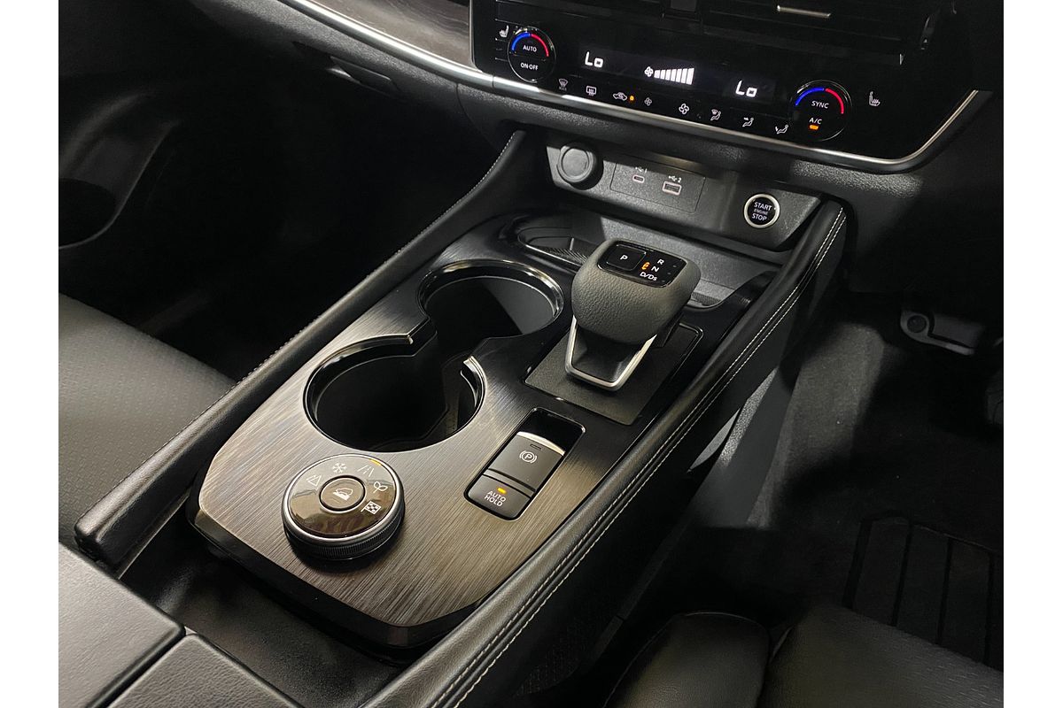 2023 Nissan X-TRAIL ST-L T33