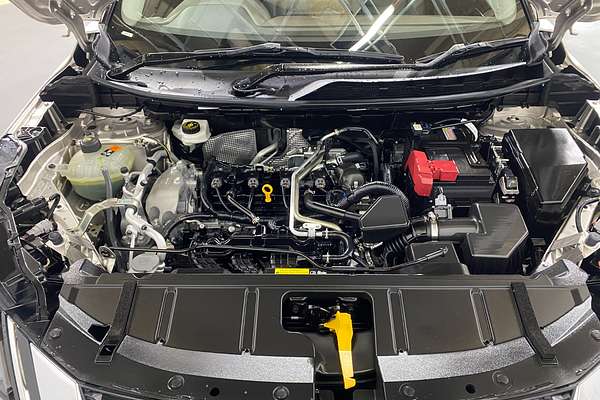 2023 Nissan X-TRAIL ST-L T33