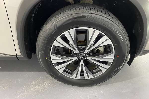 2023 Nissan X-TRAIL ST-L T33