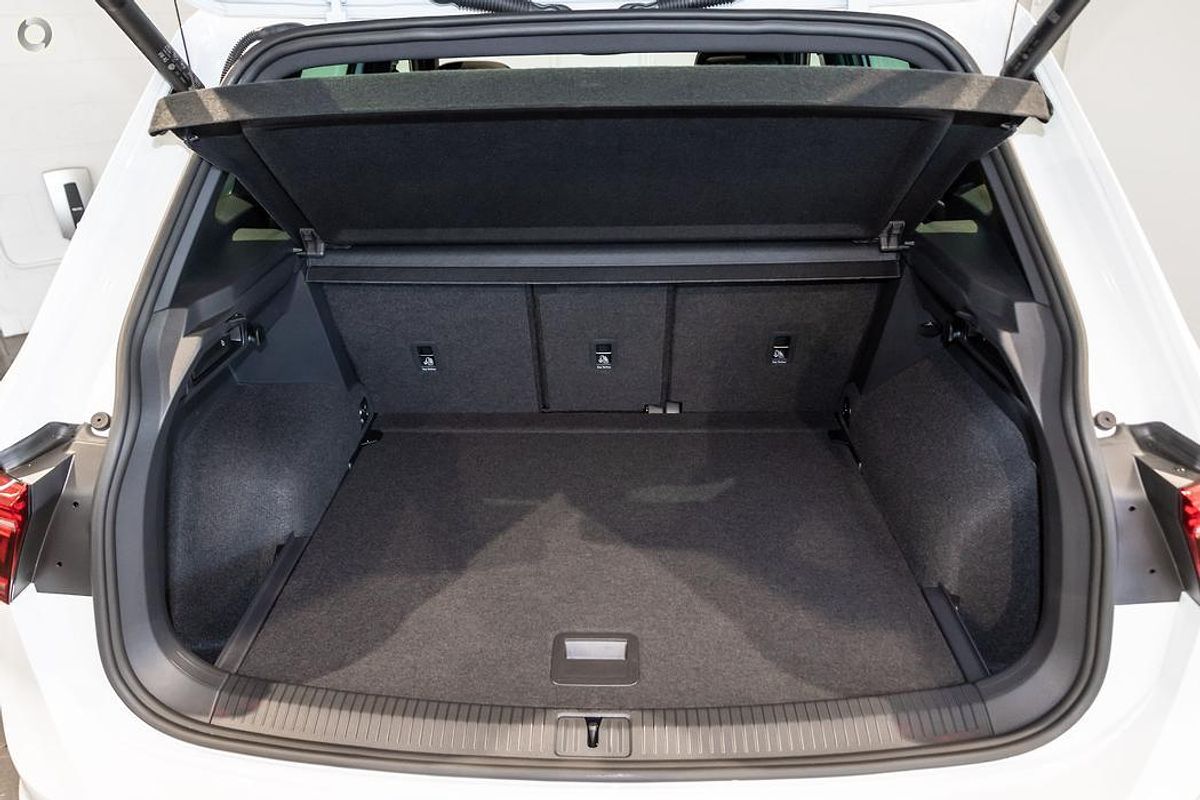 2024 Volkswagen Tiguan 162TSI R-Line 5N