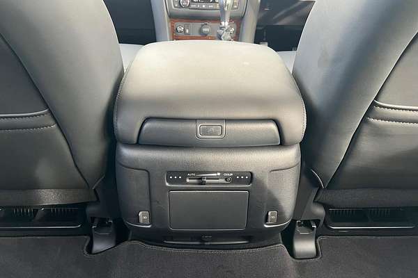 2024 Nissan Patrol Ti Y62