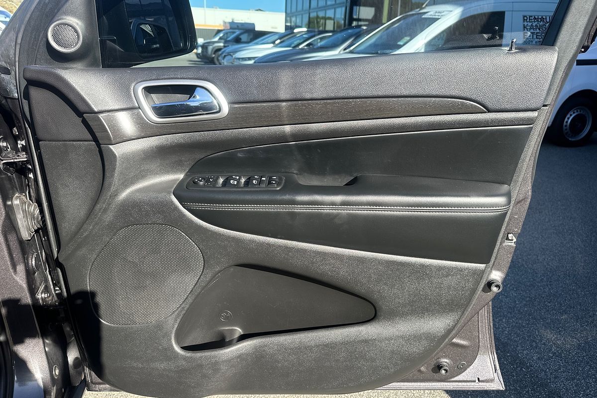 2019 Jeep Grand Cherokee Laredo WK