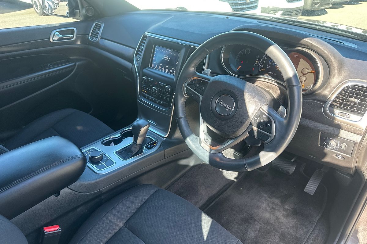 2019 Jeep Grand Cherokee Laredo WK