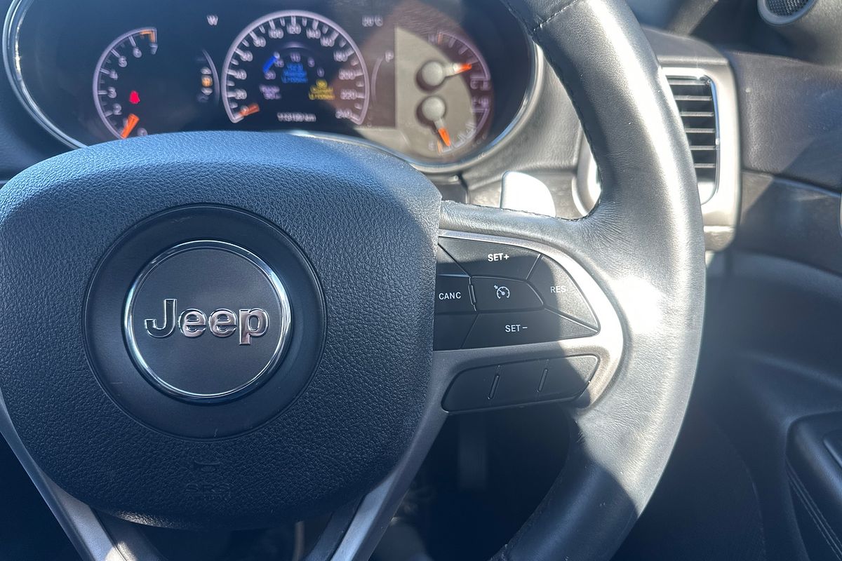 2019 Jeep Grand Cherokee Laredo WK