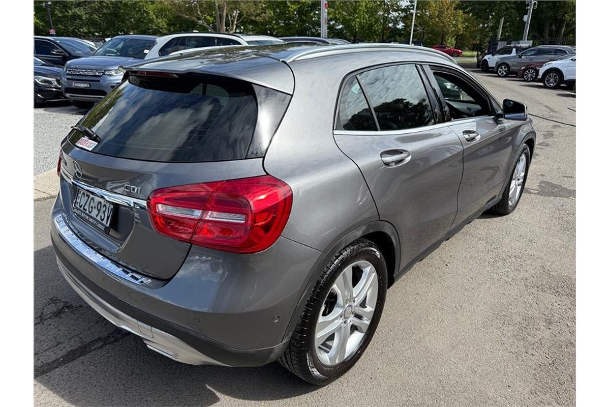 2015 Mercedes-Benz GLA-Class GLA200 CDI X156