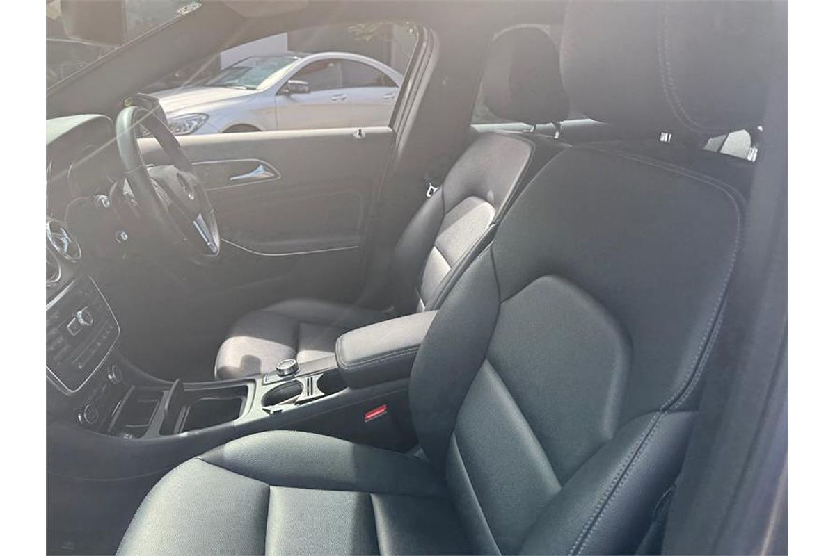 2015 Mercedes-Benz GLA-Class GLA200 CDI X156