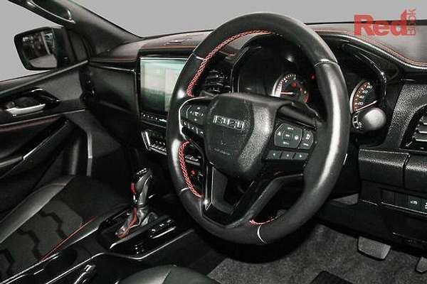 2025 Isuzu D-MAX X-TERRAIN  4X4