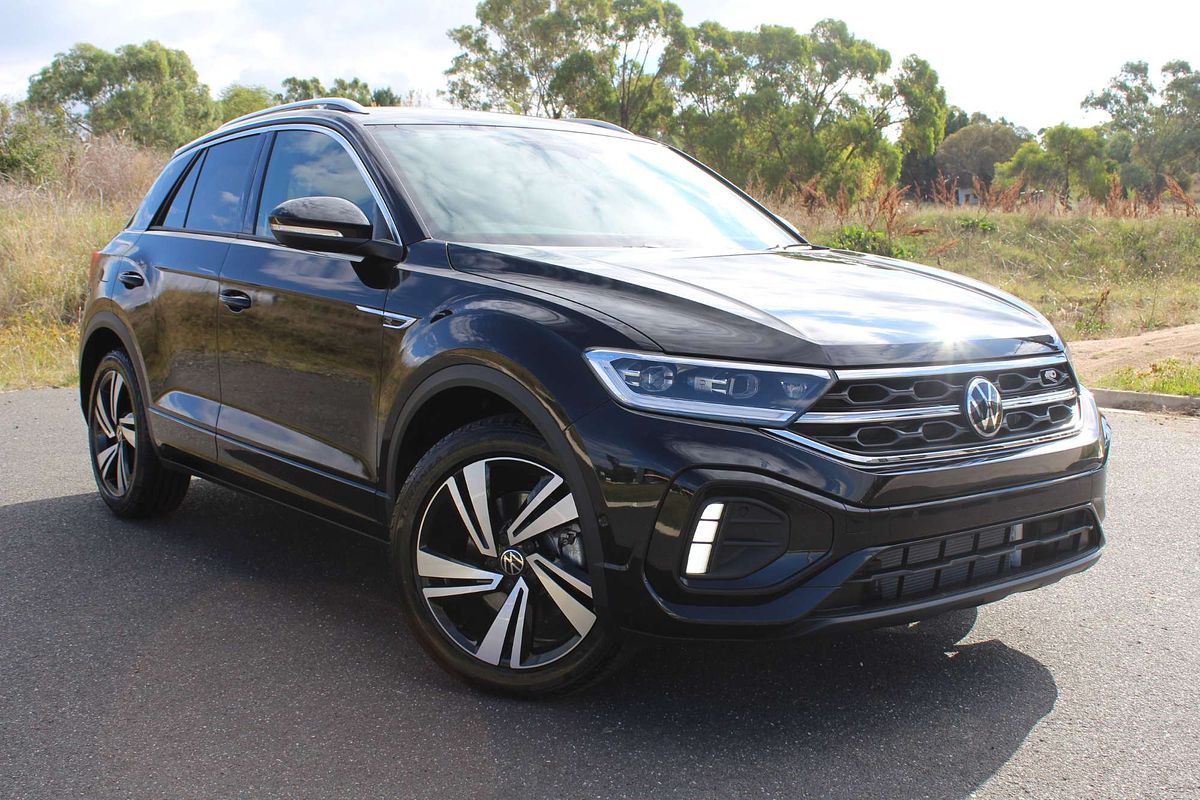 2025 Volkswagen T-Roc 140TSI R-Line D11